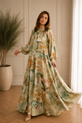 Robe longue fluide à col lavallière avec strass – Taille unique