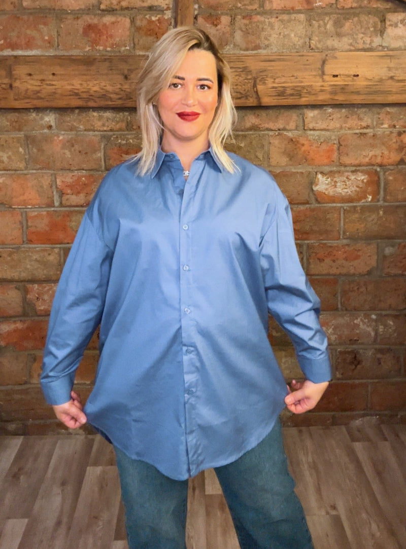 Chemise Oversize Classique – Confort & Élégance