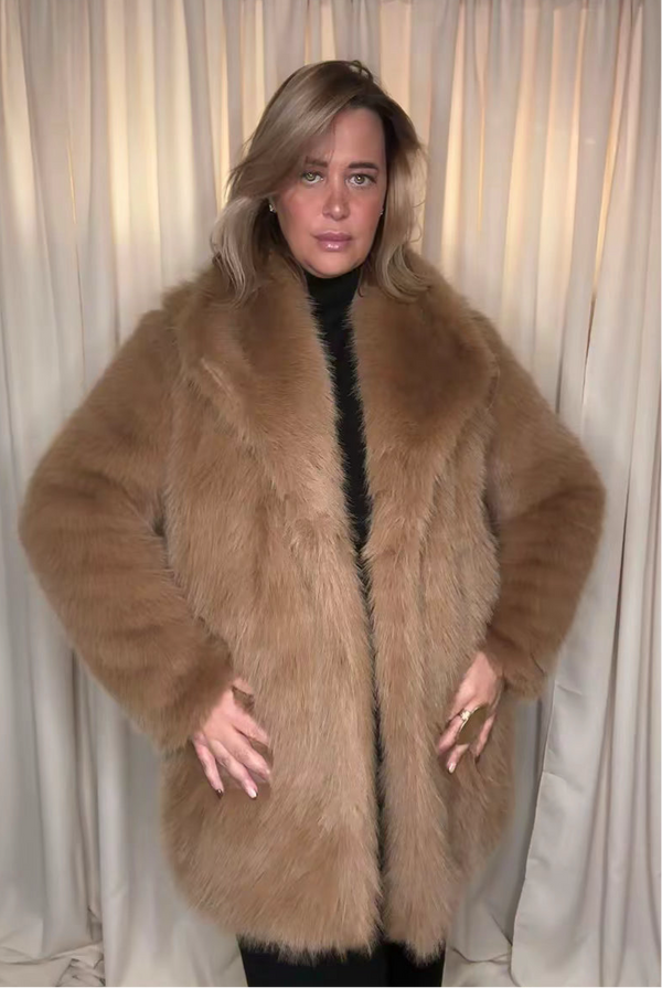 Manteau en fausse fourrure doublé – Chic & Confort