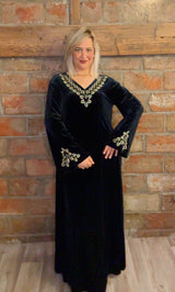 🖤 Robe Orientale en Velours Noir – Élégance Dorée
