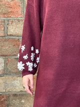 Robe pull longue à broderies