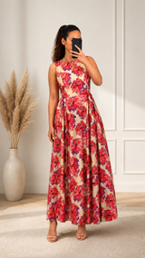 Robe longue fleurie – Élégance estivale