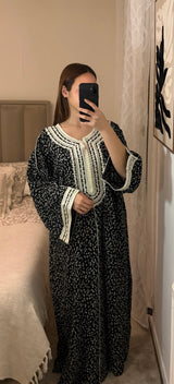 Robe traditionnelle marocaine – Style chic & confortable