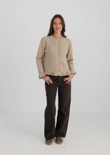 Gilet taupe à volants et boutons nacrés