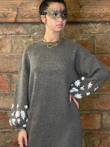 Robe pull longue à broderies