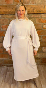 Robe longue en maille fine avec ceinture – Taille unique