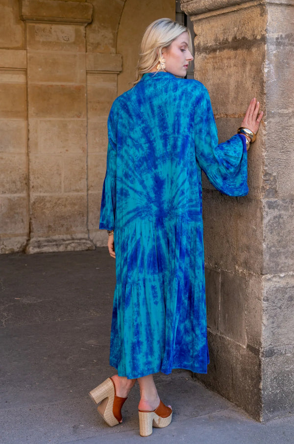 Robe tie and die