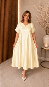 🌟 Robe longue satinée effet soie – Taille unique (jusqu’au 48)