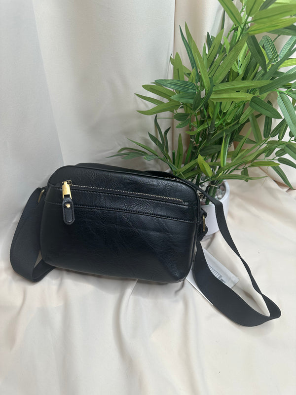 Sac Bandoulière en Similicuir – Style Élégant et Polyvalent