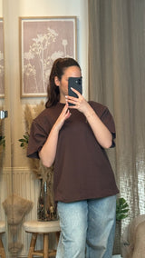 ✨ T-shirt à épaulettes – Look structuré & tendance
