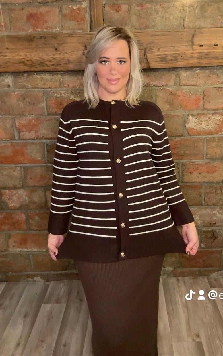 Gilet Rayé à Boutons Dorés