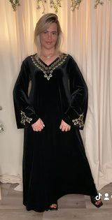 🖤 Robe Orientale en Velours Noir – Élégance Dorée