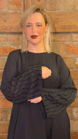 Abaya avec poches latérales & manches perlées