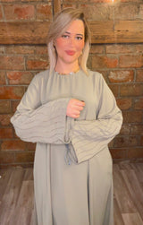 Abaya avec poches latérales & manches perlées