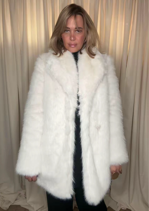 Manteau en fausse fourrure doublé – Chic & Confort