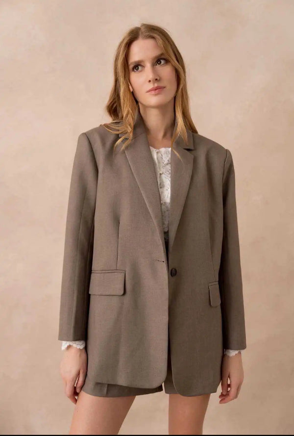 Blazer oversize taupe avec poches à rabat