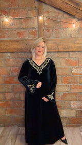 🖤 Robe Orientale en Velours Noir – Élégance Dorée
