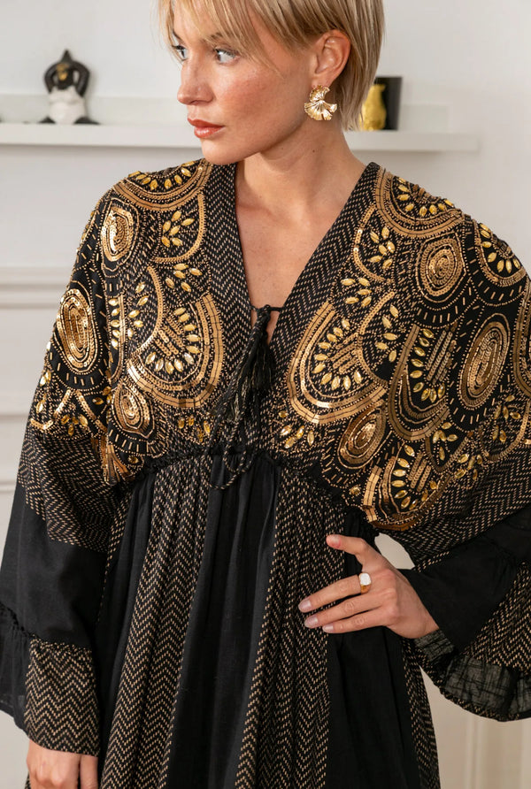 Robe Gold Noire