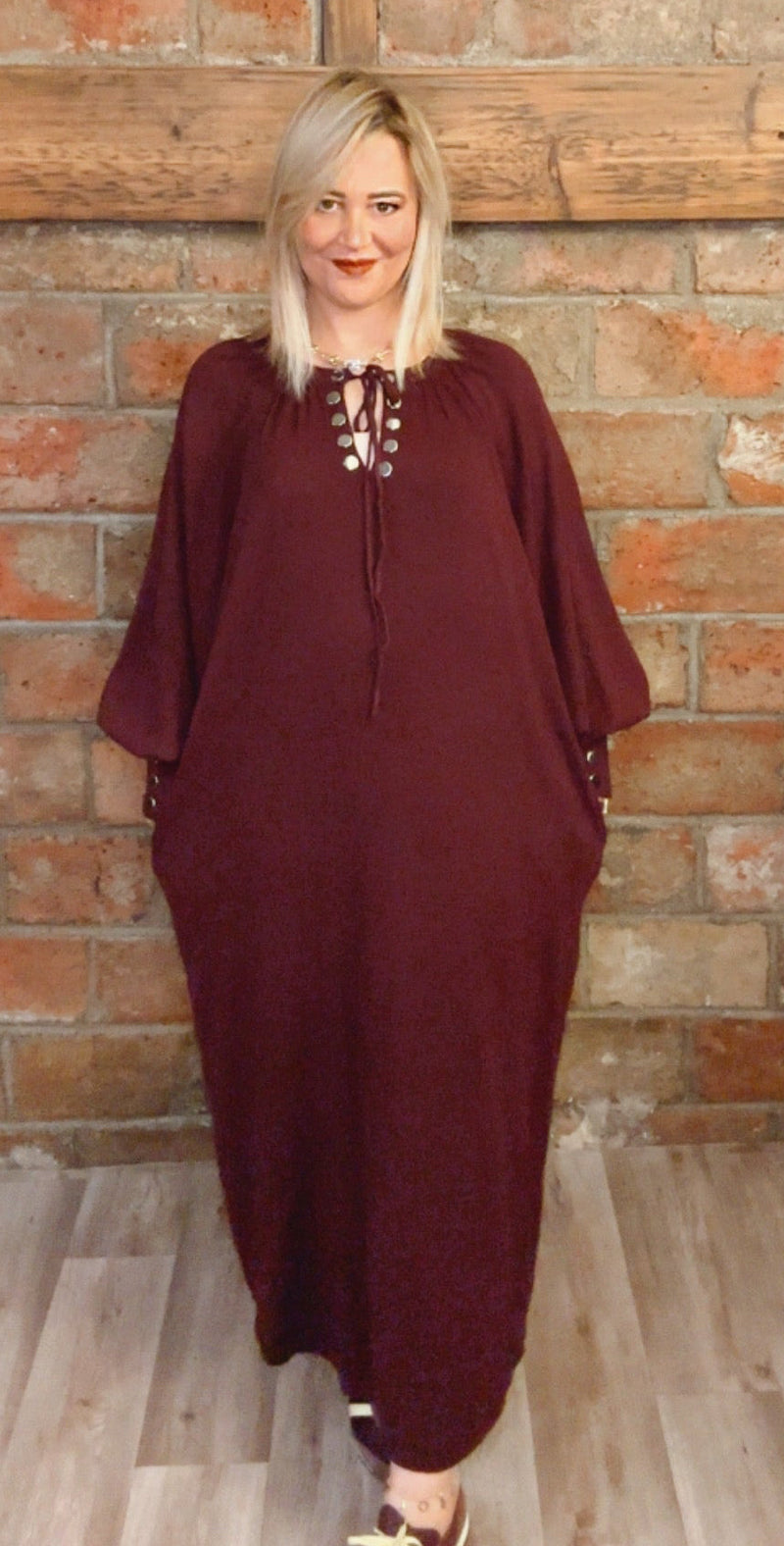 Robe longue cloutée à la main – Taille unique