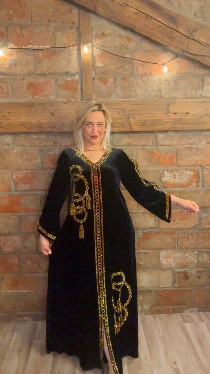 Robe en velours premium strassée de cristal – Made in Turkey