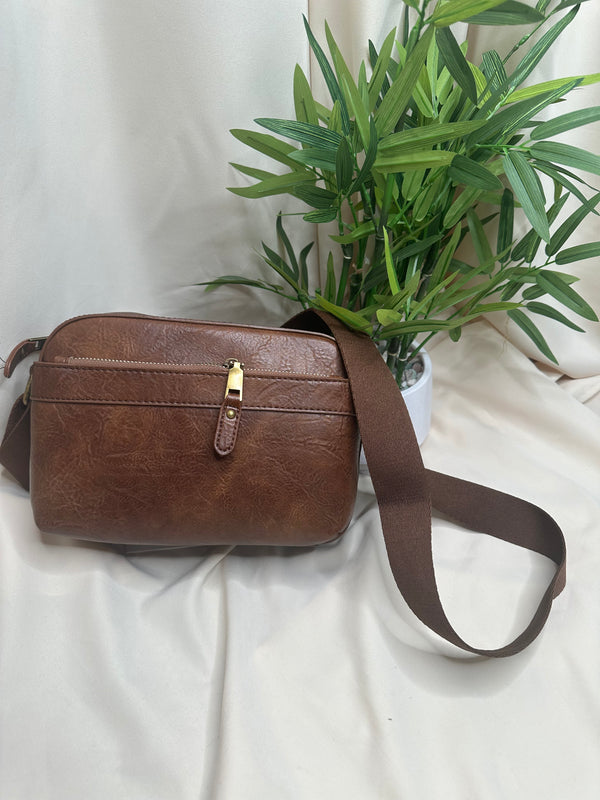 Sac Bandoulière en Similicuir – Style Élégant et Polyvalent