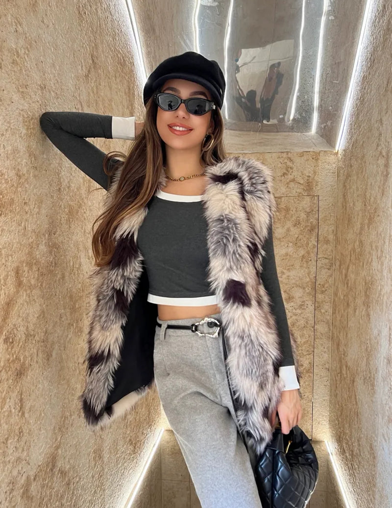 Gilet sans manches en fausse fourrure – Chic et douillet