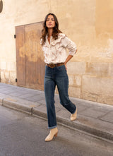 Jean droit petite botte avec broderie + ceinture