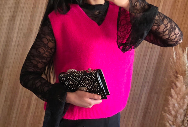 Pull sans manches col V