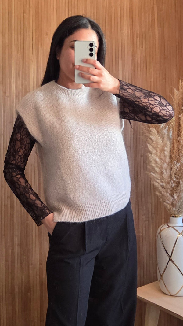 Pull sans manches col rond